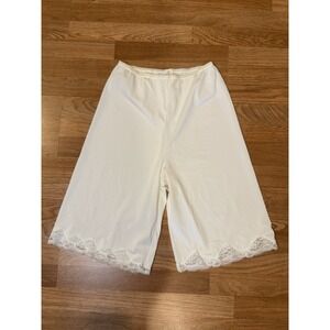 VINTAGE LINGERIE SHADOWLINE NYLON PETTI PANTS SIZE M COLOR WHITE